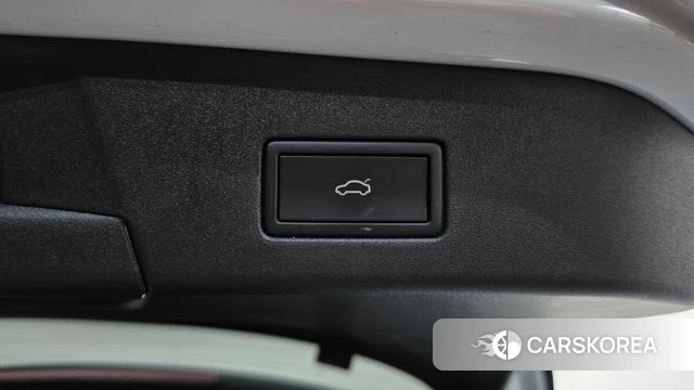 Volkswagen ID.4 2023 Белый из Кореи, фото 6
