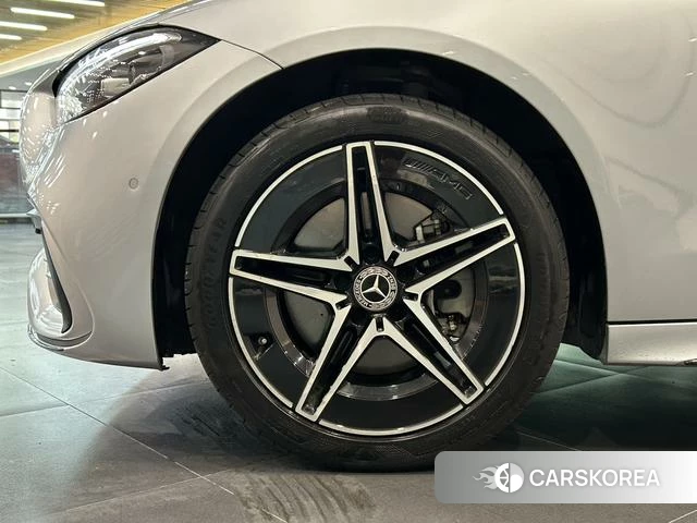 Mercedes-Benz C-class 2023 Серебристо-серый из Китая, фото 6