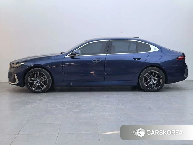 BMW i5 2025 Синий из Китая, фото 6