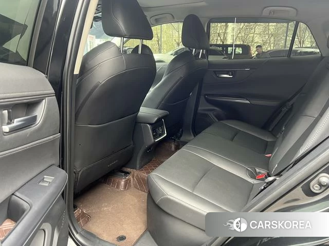 Toyota Venza 2023 Черный из Китая, фото 6