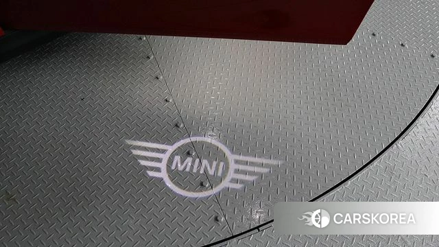 Mini Cooper 2024 Красный из Кореи, фото 6