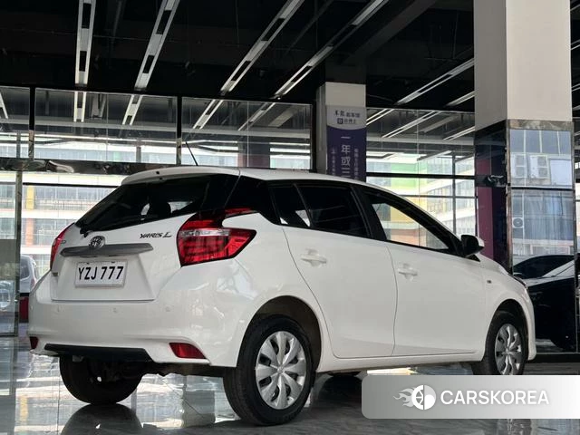 Toyota Yaris L 2021 Белый из Китая, фото 6