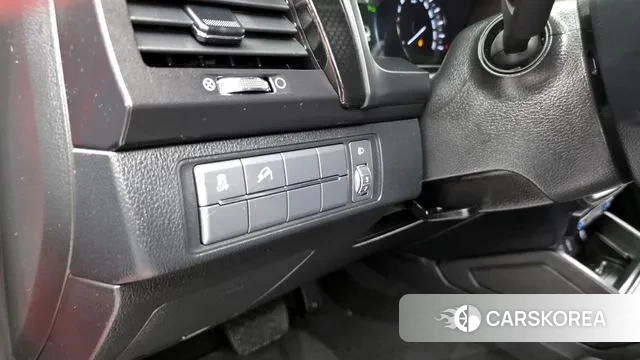 Ssangyong Rexton Sports Cannes 2020 Красный из Кореи, фото 6