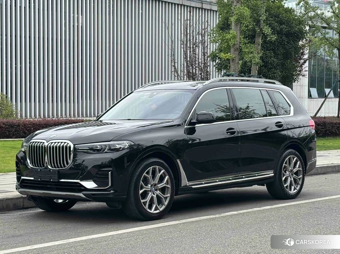 BMW X7 2021 Черный из Китая, фото 6