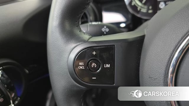 Mini Cooper 2023 Серебристо-серый из Кореи, фото 6