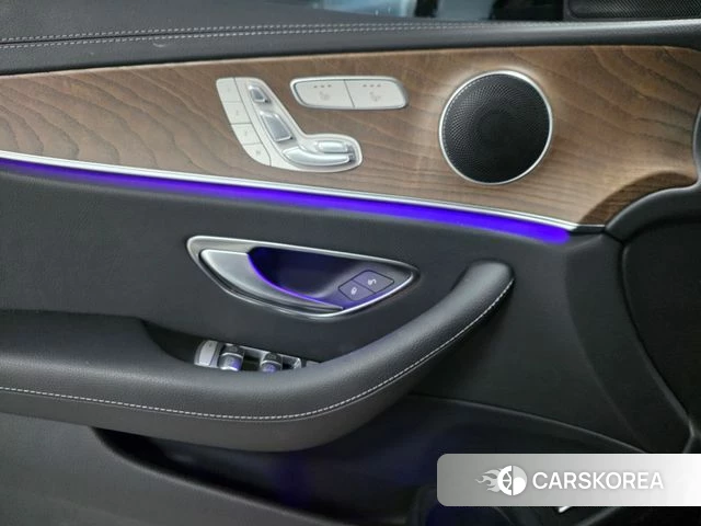 Mercedes-Benz E-Class W213 2022 Серый из Кореи, фото 6