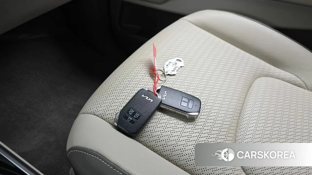 Kia Carnival 4th generation 2023 Серый из Кореи, фото 6