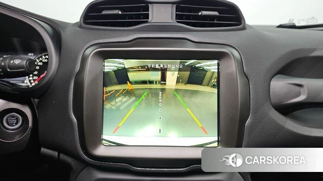 Jeep Renegade 2023 Белый из Кореи, фото 6