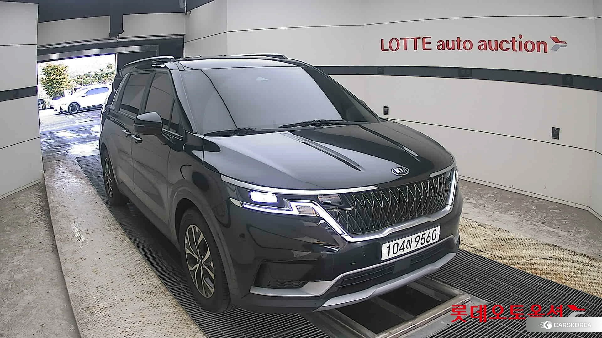 Kia Carnival 2021 Aurora Black Pearl из Кореи, фото 6