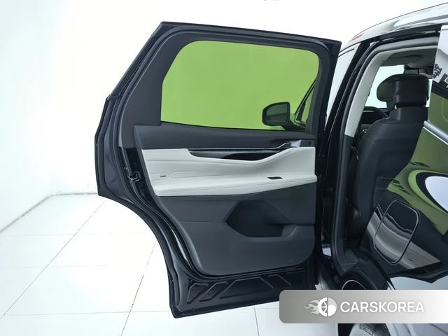 Ford Edge 2024 Черный из Китая, фото 6