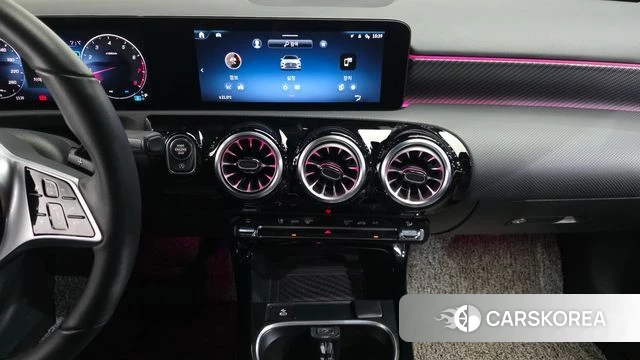 Mercedes-Benz A-Class W177 2025 Белый из Кореи, фото 6