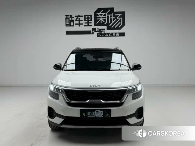 Kia KX3 2021 Белый из Китая, фото 6