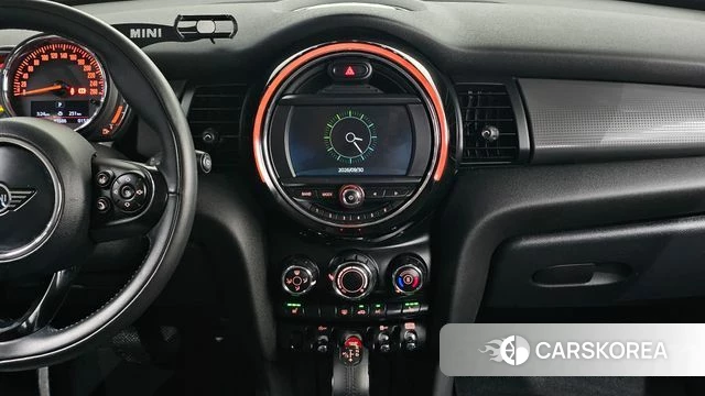 Mini Cooper 2018 Темно-зеленый из Кореи, фото 6
