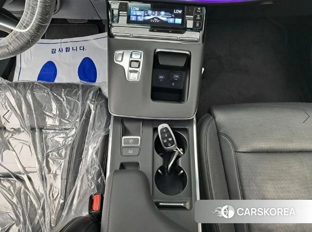 Hyundai The New Grandeur IG Hybrid 2021 Серебристо-серый из Кореи, фото 6