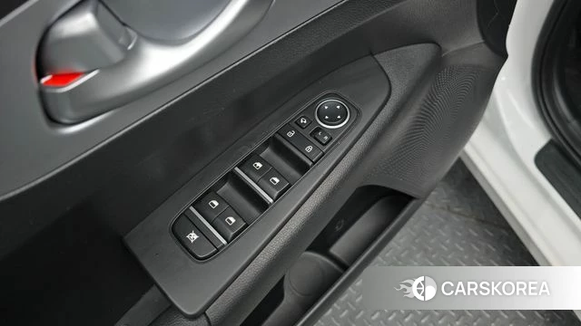 Kia The New K3 2nd generation 2022 Белый из Кореи, фото 6