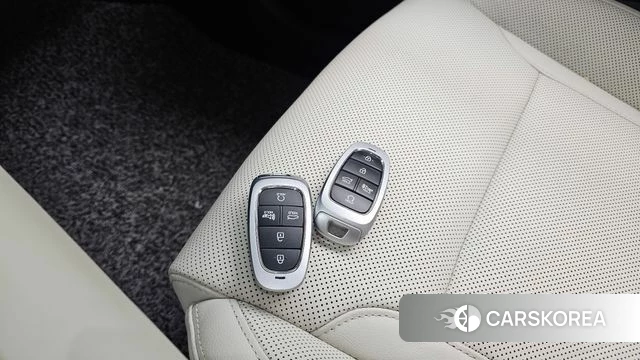 Hyundai The New Grandeur IG Hybrid 2022 Белый из Кореи, фото 6