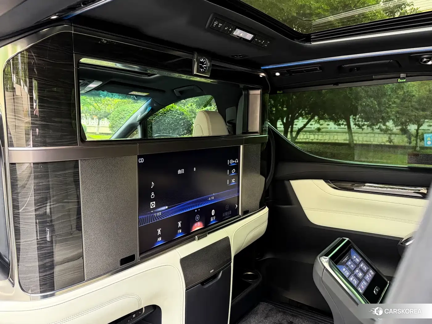 Lexus LM 2022 Черный из Китая, фото 6