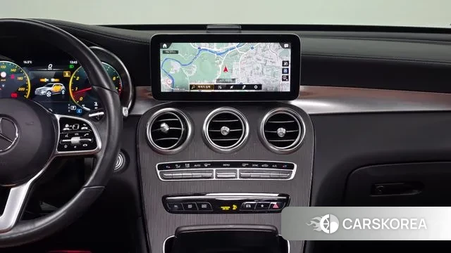 Mercedes-Benz GLC-Class X253 2022 Белый из Кореи, фото 6