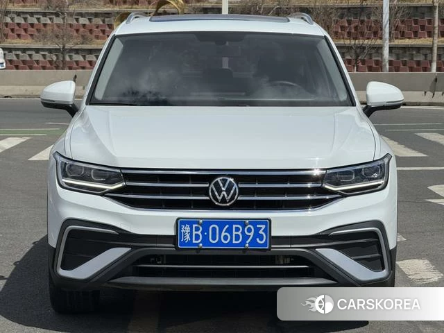 Volkswagen Tiguan L 2023 Белый из Китая, фото 6