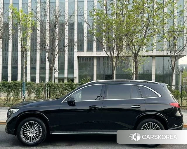 Mercedes-Benz GLC 2023 Черный из Китая, фото 6