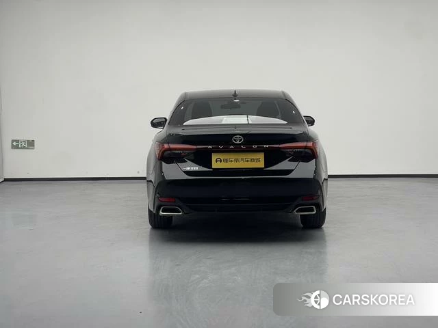 Toyota Avalon 2023 Черный из Китая, фото 6