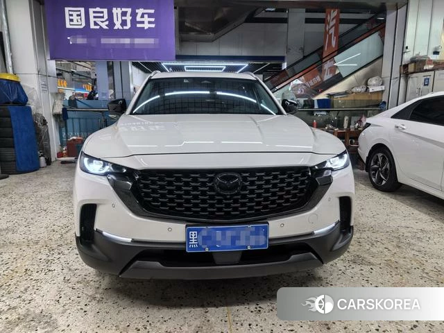 Mazda CX-50 2023 Белый из Китая, фото 6
