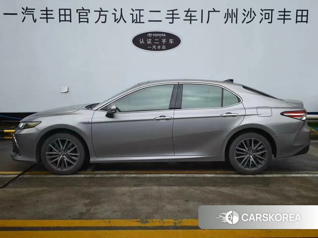 Toyota Camry 2021 Серебристо-серый из Китая, фото 6