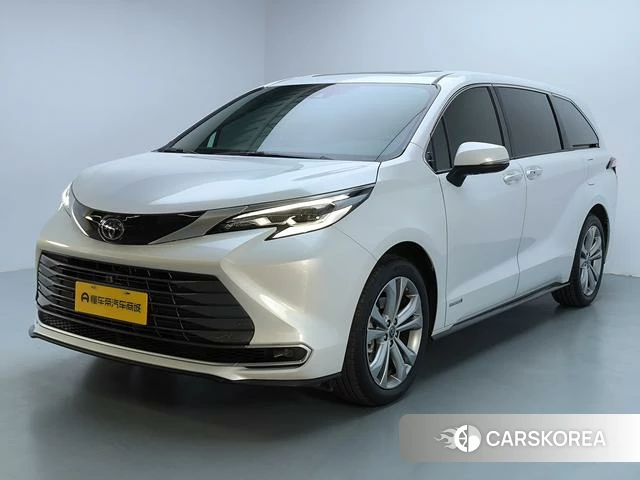 Toyota Sienna 2024 Белый из Китая, фото 6