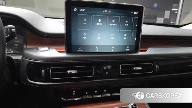 Lincoln Aviator 2nd generation 2021 Белый из Кореи, фото 6