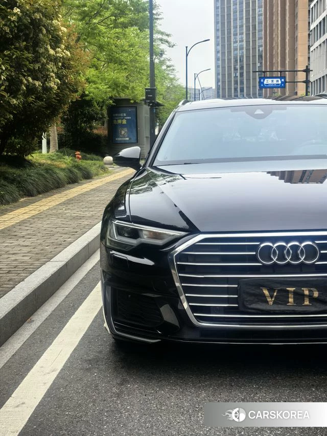 Audi A6 2023 Черный из Китая, фото 6