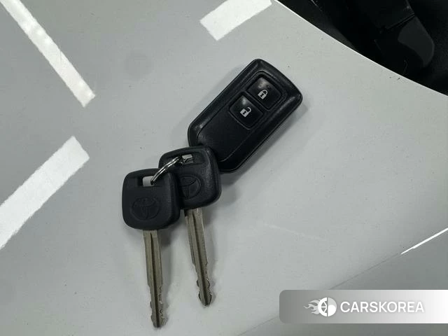 Toyota Yaris L 2021 Белый из Китая, фото 6
