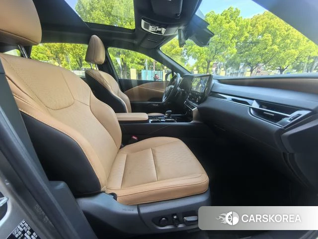 Lexus RX 2023 Серебристо-серый из Китая, фото 6