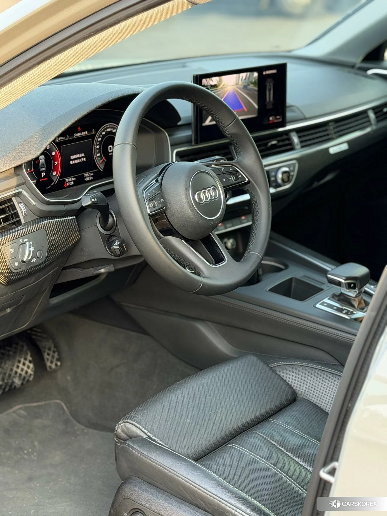 Audi A4L 2021 Темно-серый из Китая, фото 6