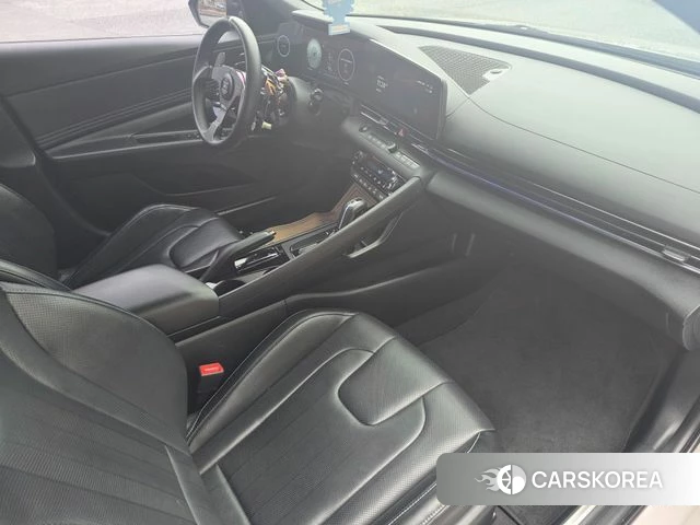 Hyundai Avante (CN7) 2022 Серебристо-серый из Кореи, фото 6