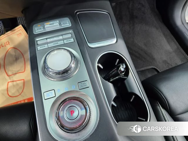 Genesis Electrified GV70 2022 Белый из Кореи, фото 6