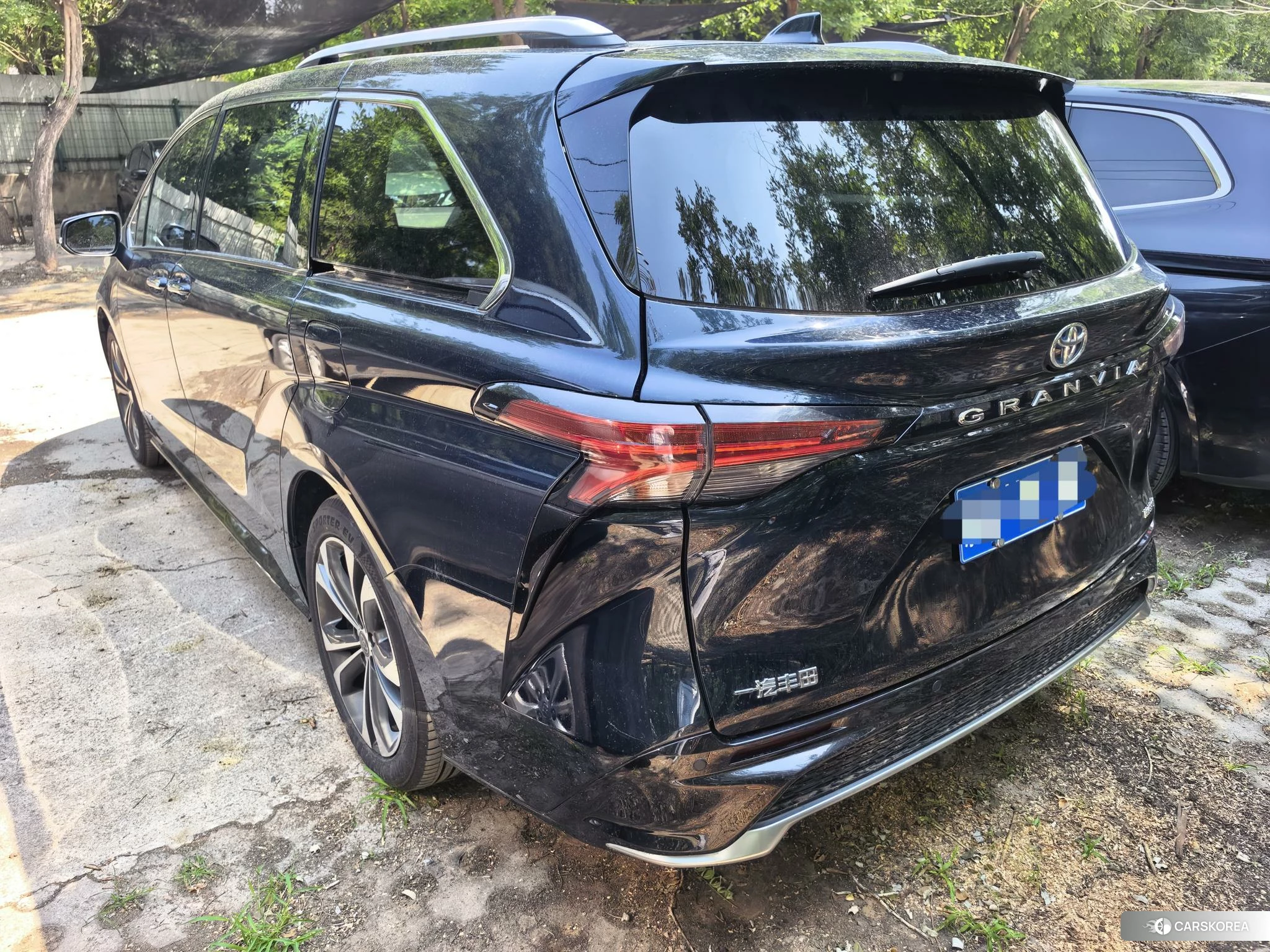 Toyota Granvia 2022 Синий из Китая, фото 6