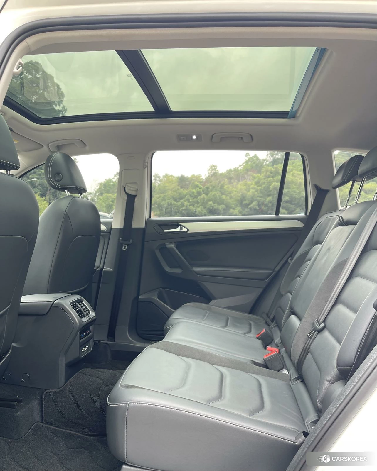 Volkswagen Tiguan L 2020 Белый из Китая, фото 6