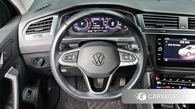 Volkswagen Tiguan second Generation 2022 Черный из Кореи, фото 6