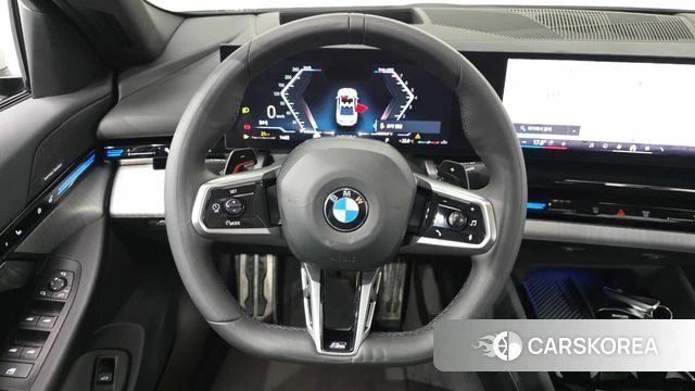 BMW 5 Series (G60) 2024 Белый из Кореи, фото 6