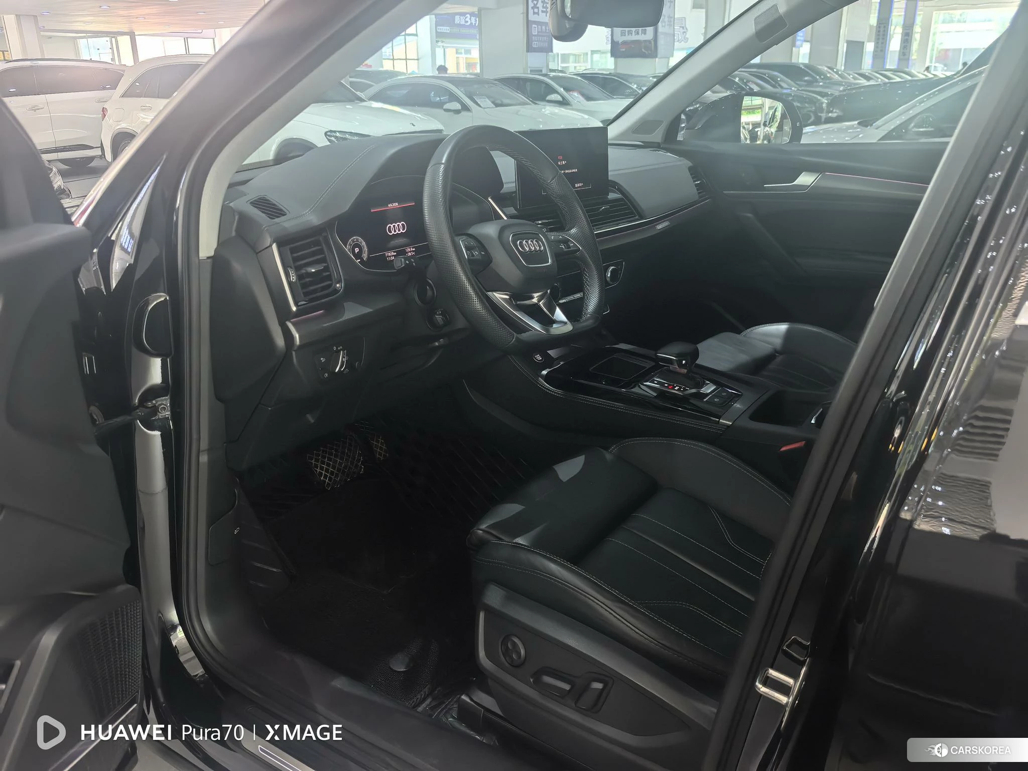 Audi Q5L 2021 Черный из Китая, фото 6