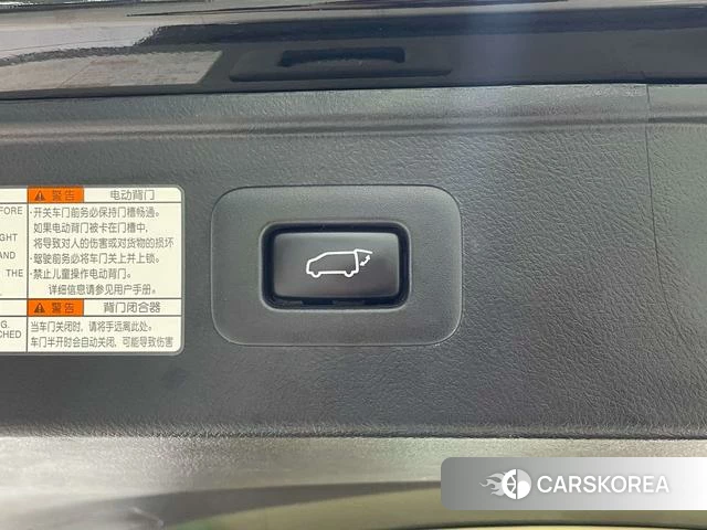 Toyota Alphard 2023 Черный из Китая, фото 6