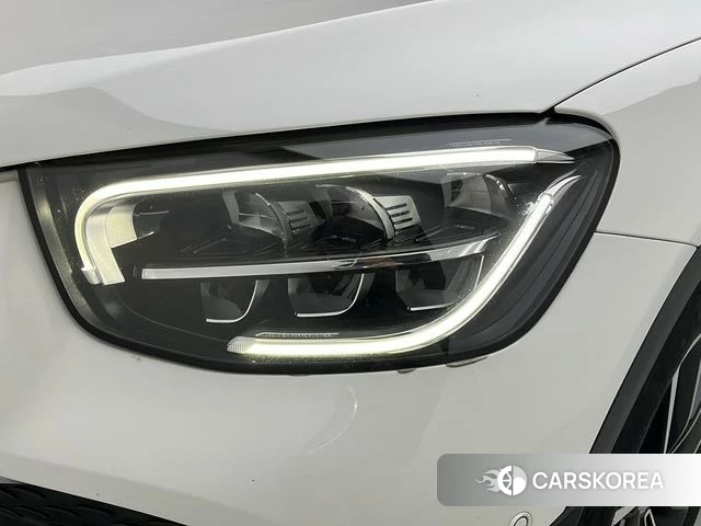 Mercedes-Benz GLC 2021 Белый из Китая, фото 6