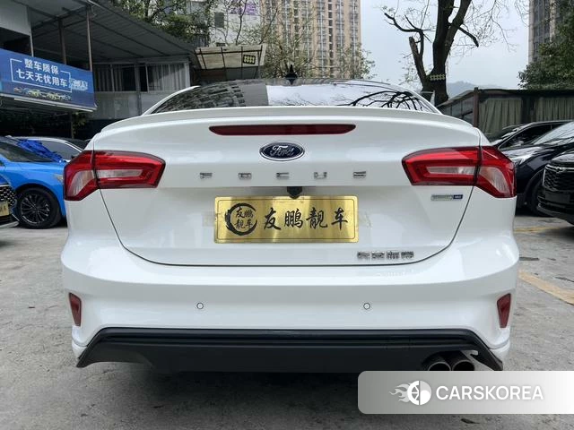 Ford Focus 2023 Белый из Китая, фото 6