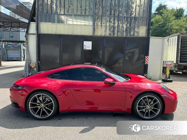 Porsche 911(992) id 4922808 из Кореи 6