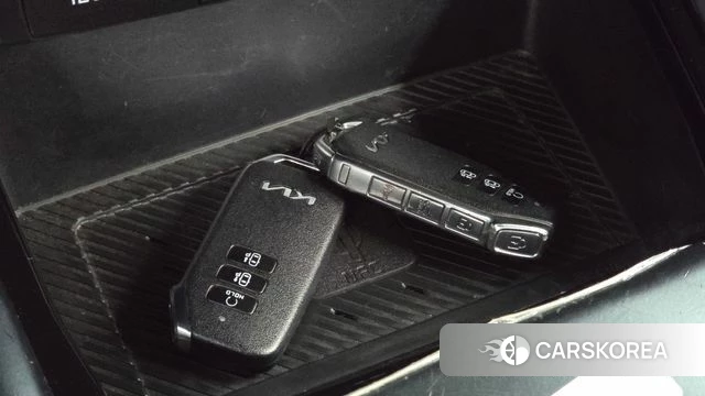 Kia Di Ol Nu Niro 2023 Серый из Кореи, фото 6