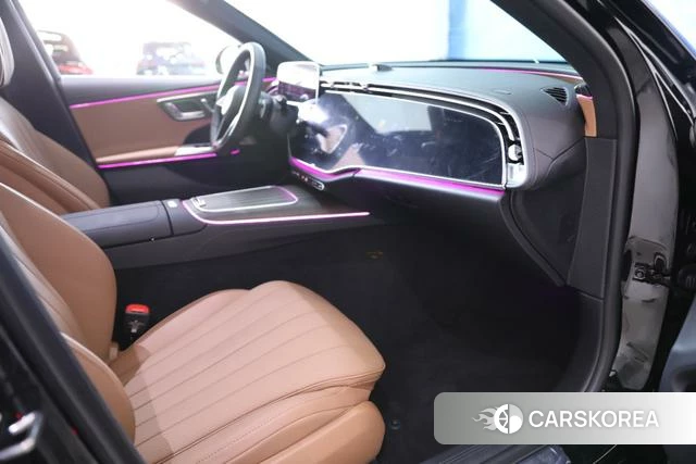 Mercedes-Benz E-Class 2025 Черный из Китая, фото 6