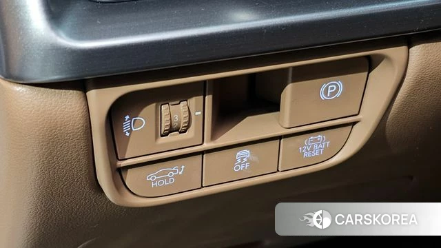 Hyundai Grandeur Hybrid (GN7) 2023 Белый из Кореи, фото 6