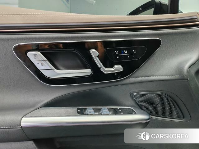 Mercedes-Benz EQE 2024 Черный из Китая, фото 6