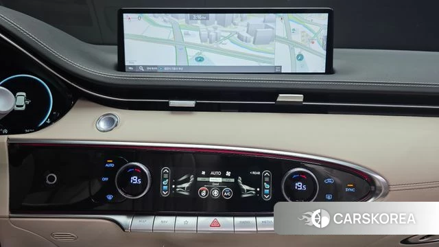 Genesis GV70 2023 Черный из Кореи, фото 6