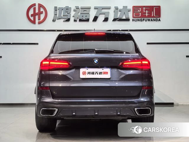 BMW X5 2021 Темно-серый из Китая, фото 6